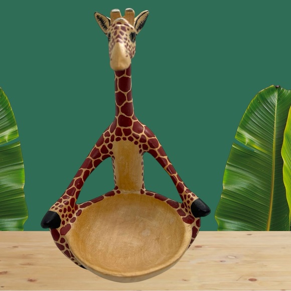 Painted Wood Giraffe Jewelry Ring Dish - Picture 2 of 8